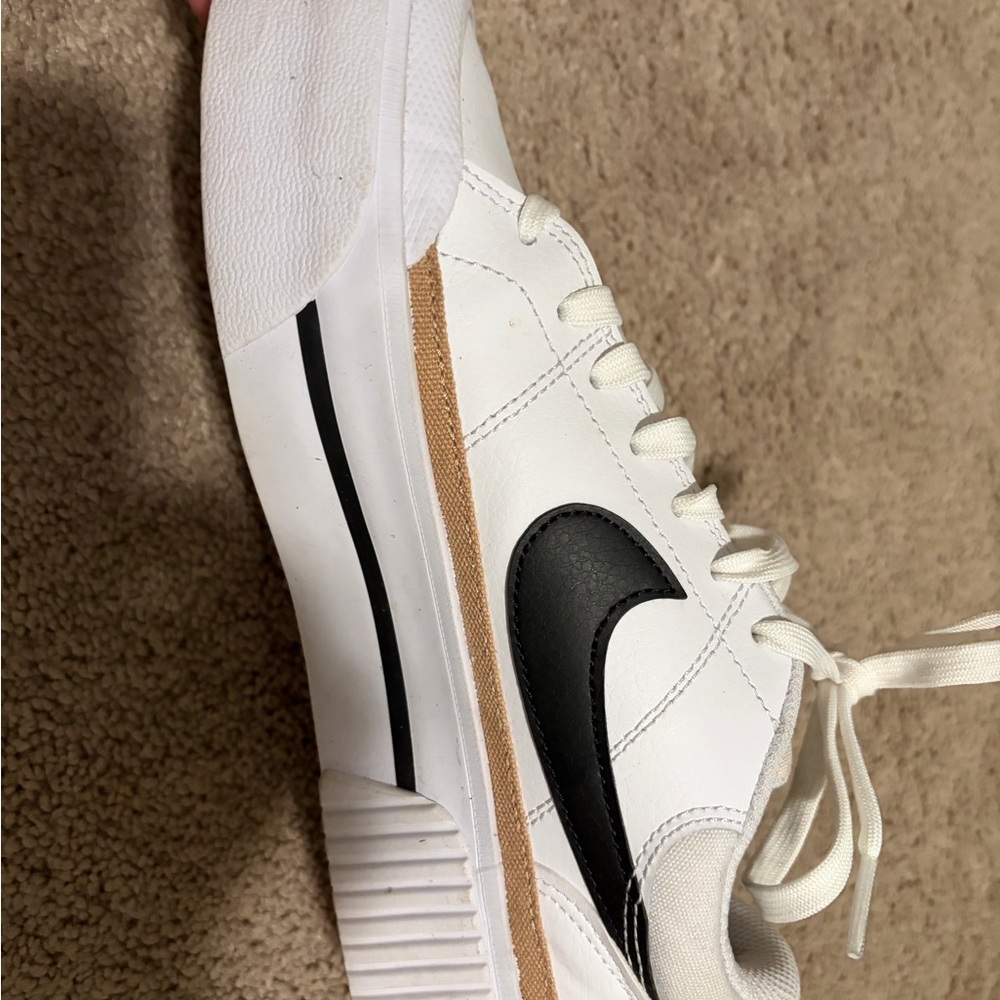 NIKE COURT LEGACY LIFT WOMEN'S SHOES